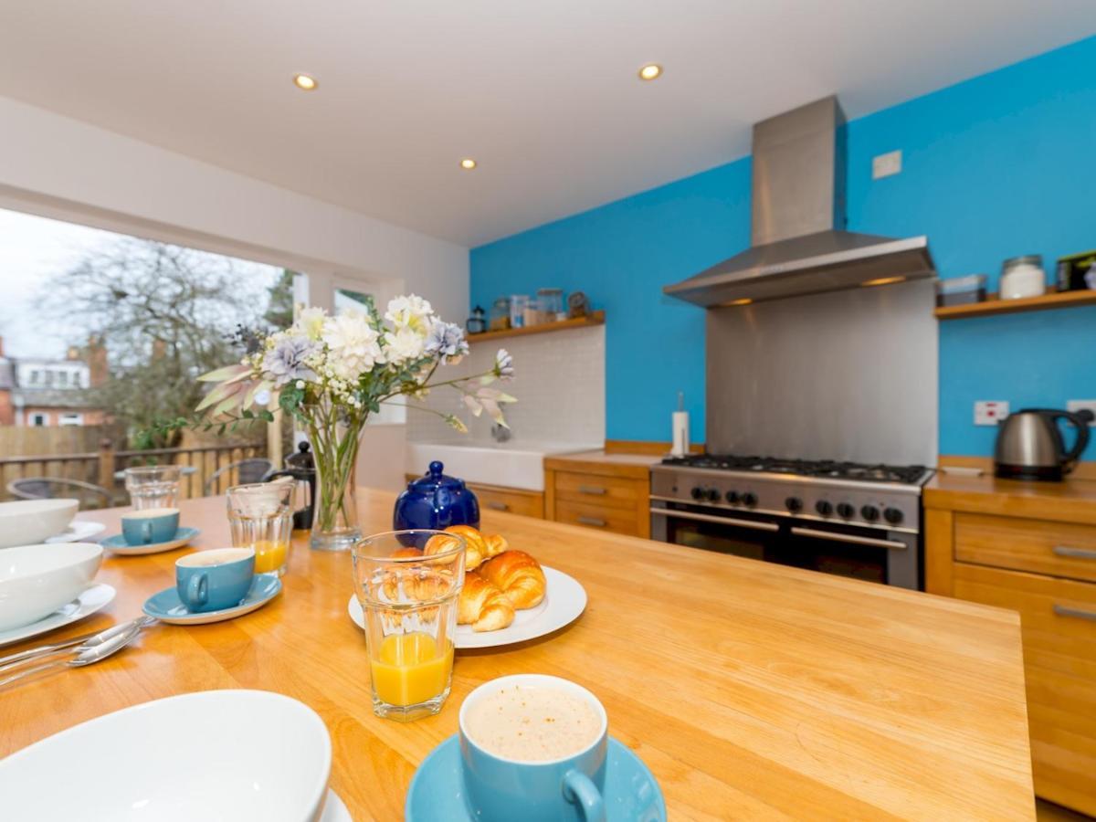 Pass The Keys 3 Storey Townhouse Holiday home