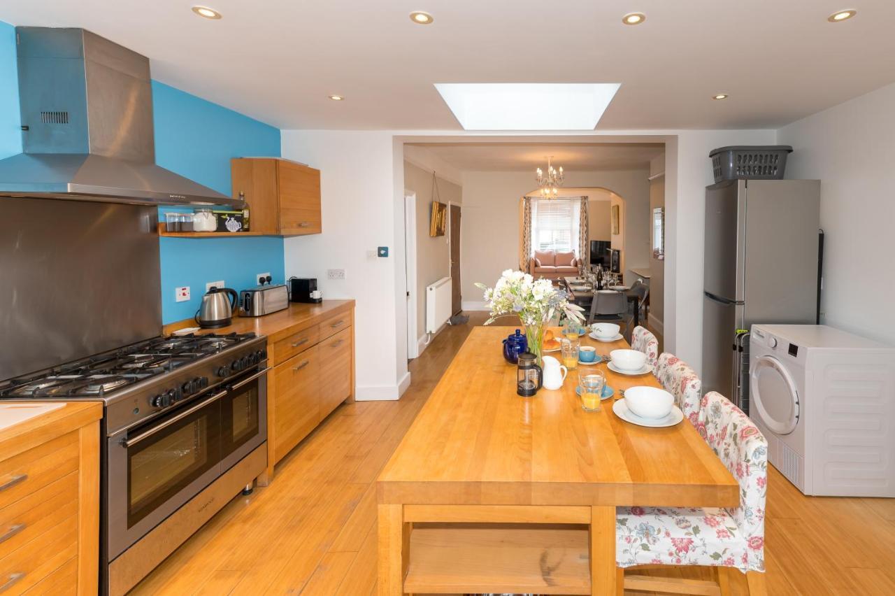 Pass The Keys 3 Storey Townhouse Shrewsbury